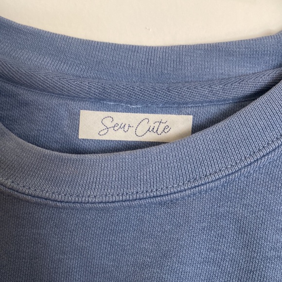 LA dodgers custom embroidered sweater size medium - Picture 3 of 4